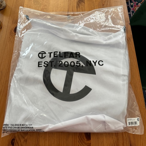 Brand-New Telfar Bag (Medium Shopping, Sage) - Picture 5 of 5